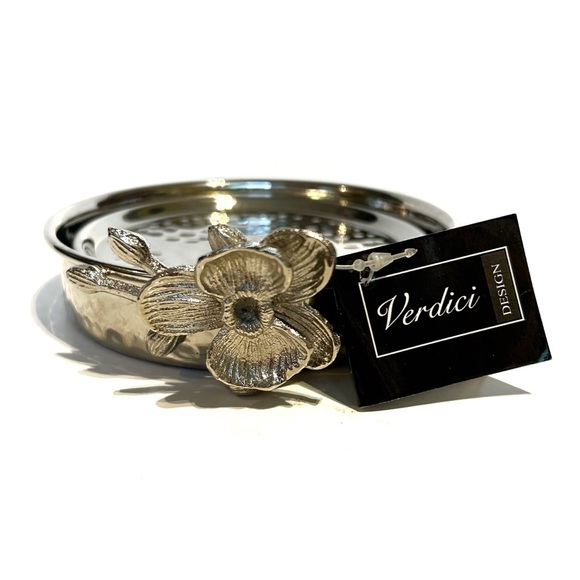 Verdici Design Silver Tone Flower Coaster Holder 4 Coasters Floral Shiny Italian - Picture 2 of 16